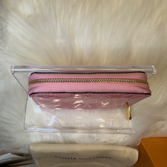 LIMITED EDITION Louis Vuitton Metallic Vernis Zippy - Picture 3 of 12